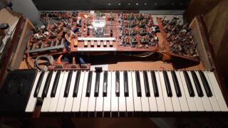 photo/63c6252f-40b7-42ac-87f2-4fa89956051f-3